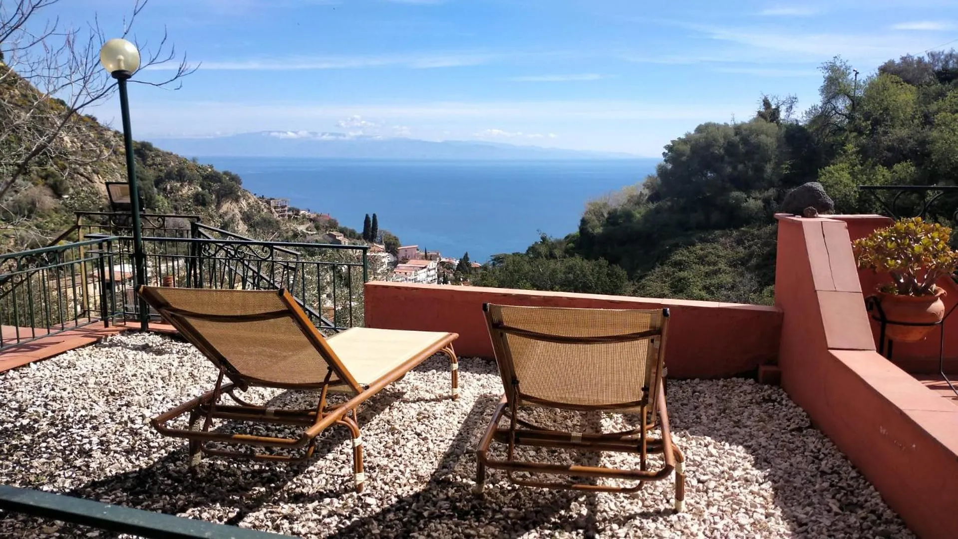 Villa Vittorio - Splendid Panoramic Sea View Terrace Taormina